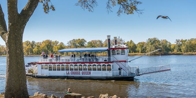La Crosse Queen Cruises — Mississippi River Boat Trips
